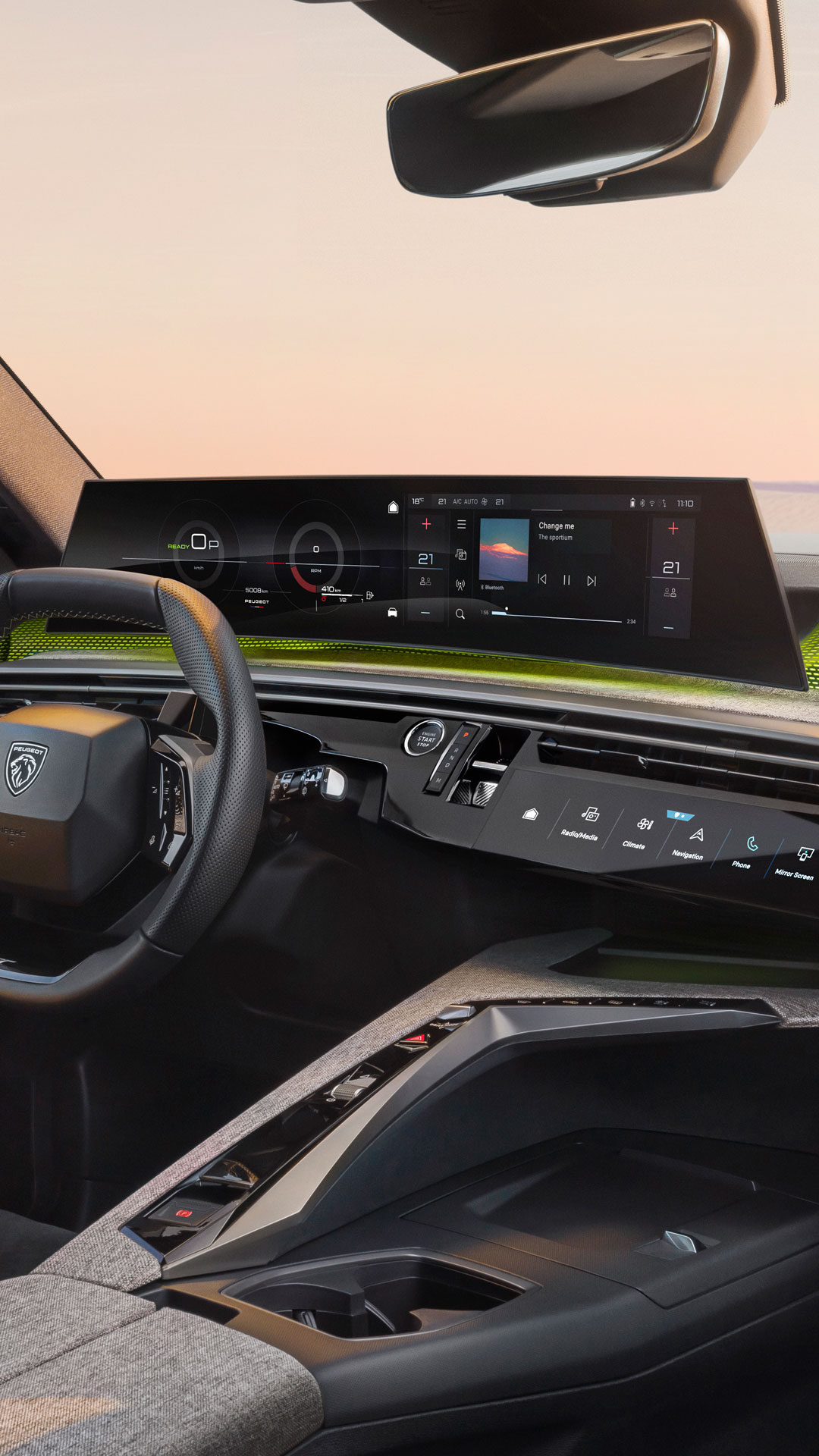 De PEUGEOT Panoramic i-Cockpit® van de 5008 Hybrid
